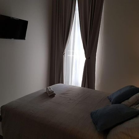 B&B Miglio Sacro Nápoles Habitación foto